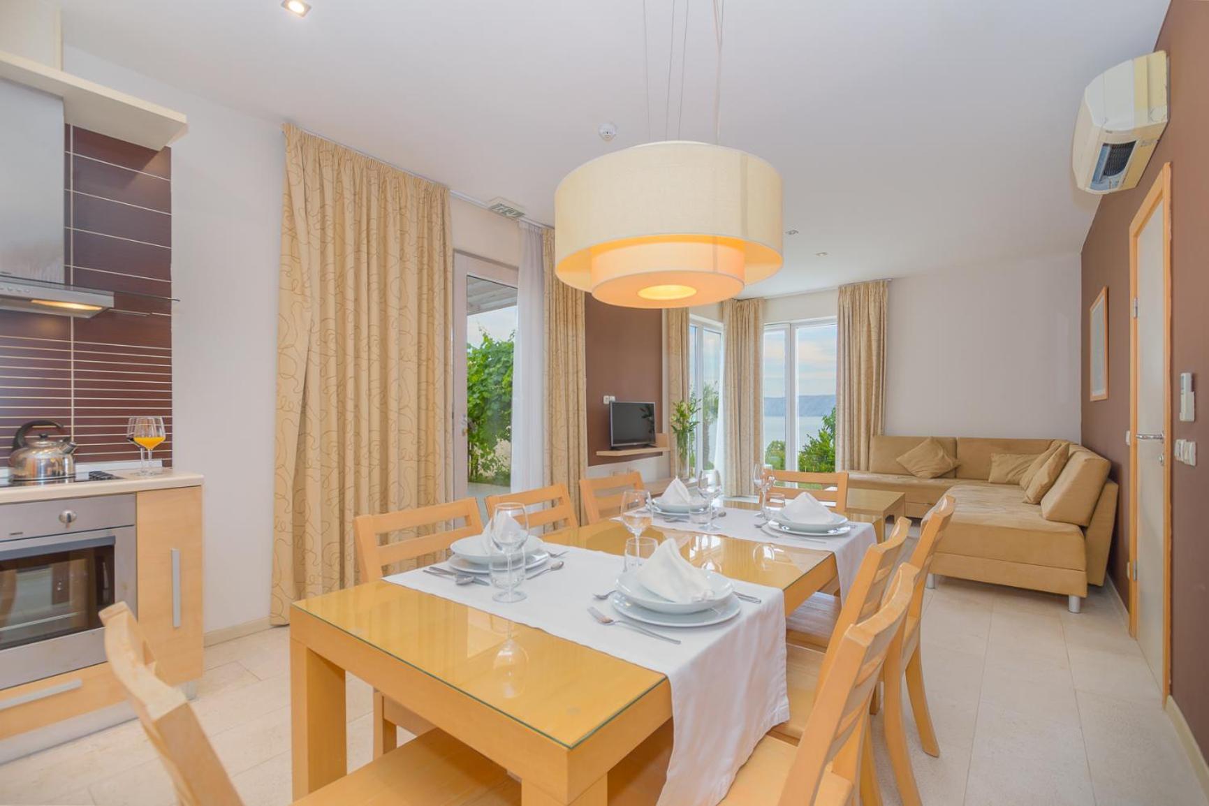 Apartments Grand Novi Vinodolski Resort Екстериор снимка