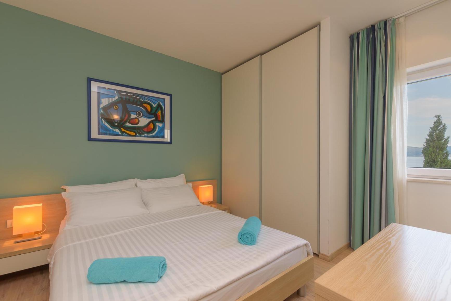 Apartments Grand Novi Vinodolski Resort Стая снимка