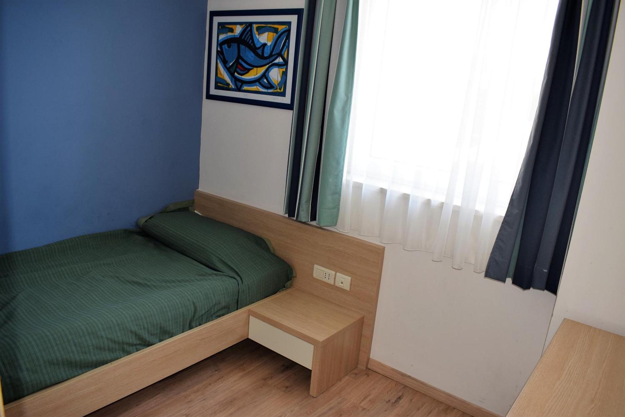 Apartments Grand Novi Vinodolski Resort Стая снимка