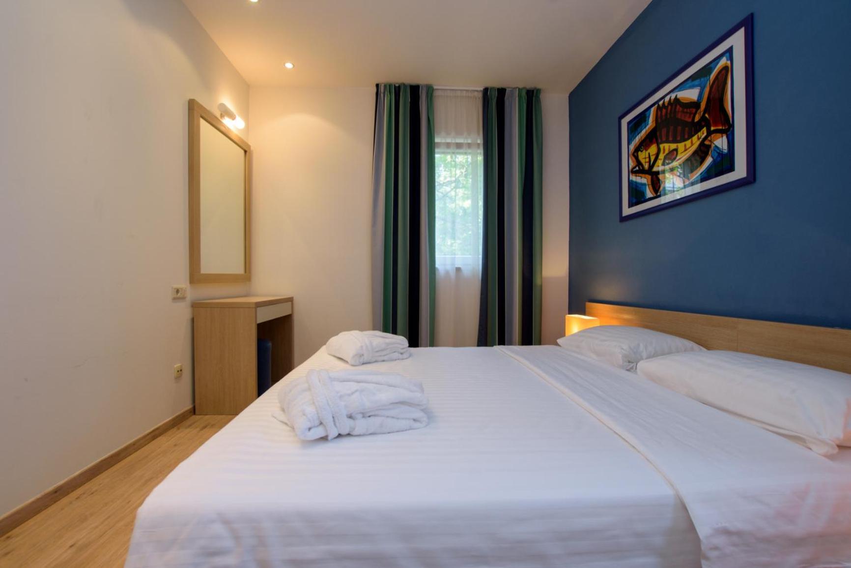 Apartments Grand Novi Vinodolski Resort Стая снимка