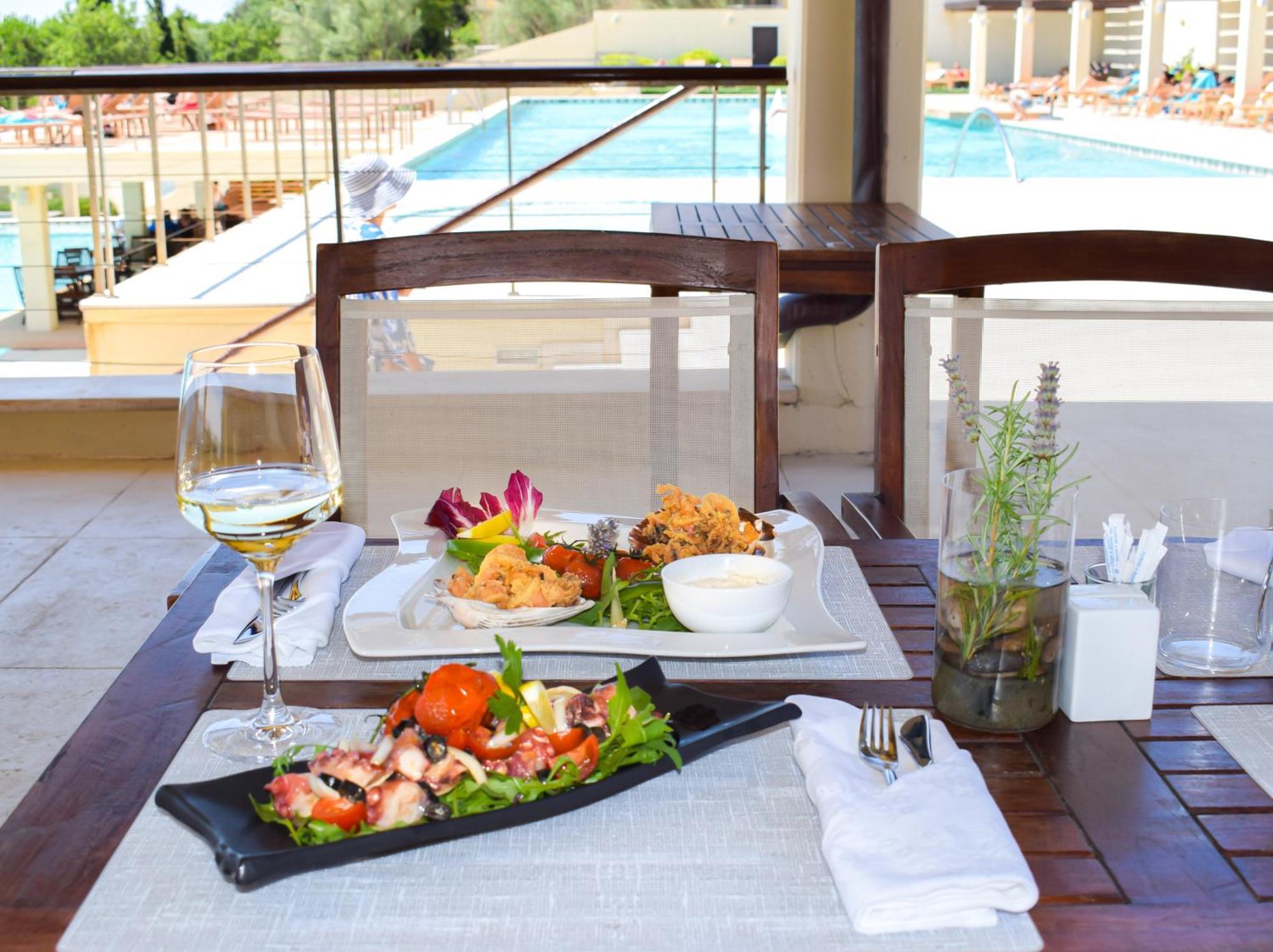 Apartments Grand Novi Vinodolski Resort Екстериор снимка