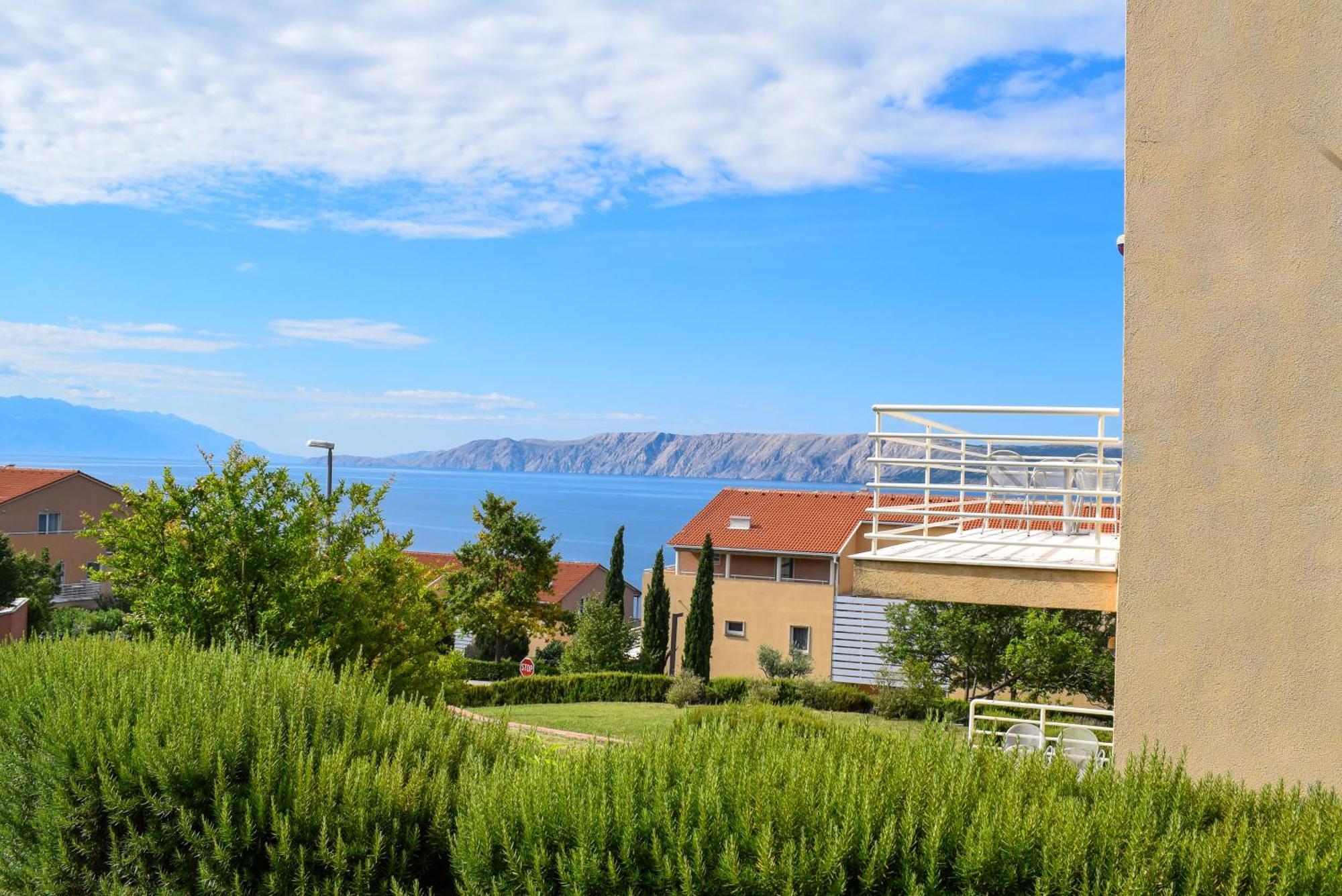 Apartments Grand Novi Vinodolski Resort Екстериор снимка